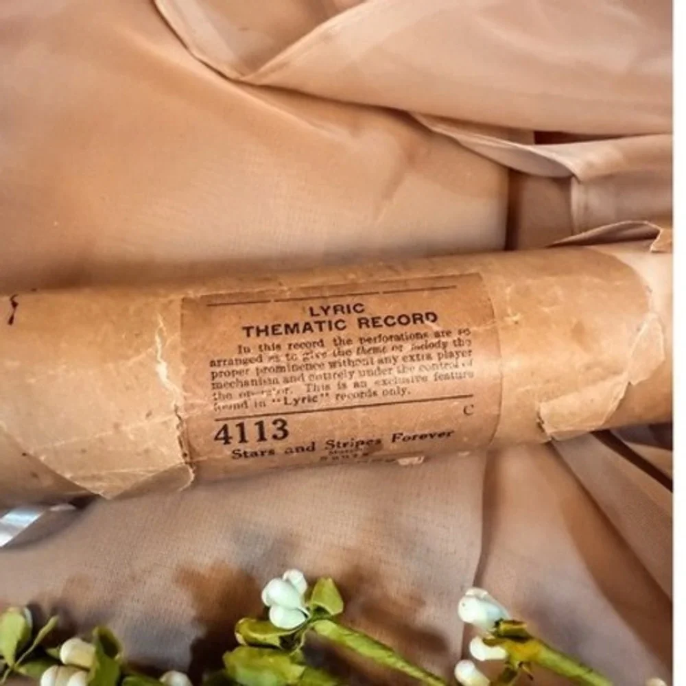Antique Music Piano‎ Roll